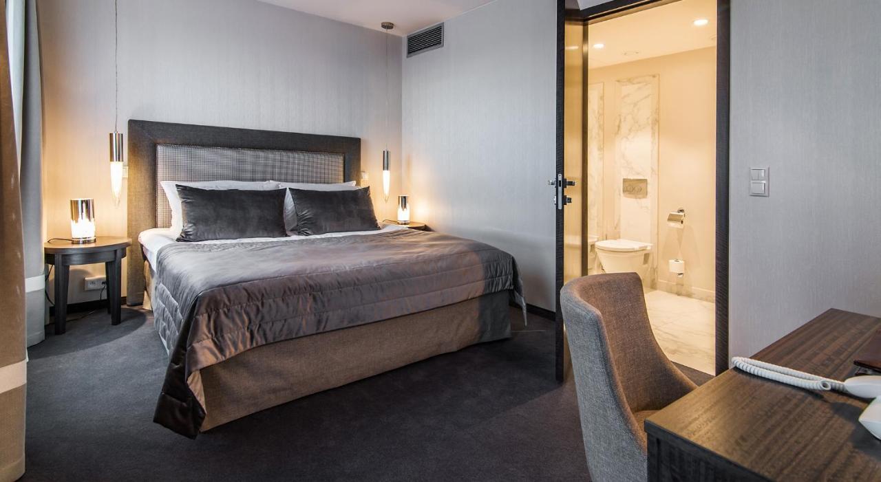 Hotel Airport Okecie Warschau